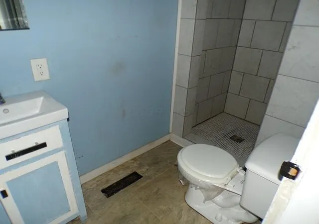 Photo 5 of Single family home for sale at 149 W Main St, Shelby, OH 44875 | MLS# 226031480 | Listing updated on 2026-08-19