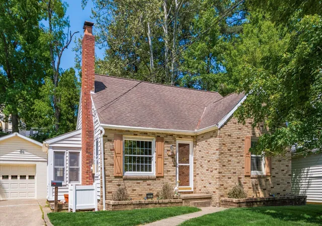 1st image of 2067 Norwood Blvd, Zanesville, OH 43701 | MLS# 226031522