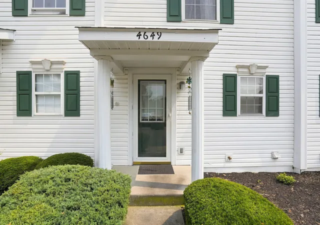 2nd image of 4649 Hobson Dr #12C, Columbus, OH 43228 | MLS# 226031494