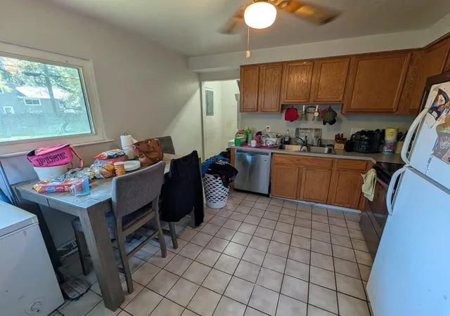 Photo 3 of Single family home for sale at 4941 Betsy Dr, Columbus, OH 43227 | MLS# 226032550 | Listing updated on 2026-10-21