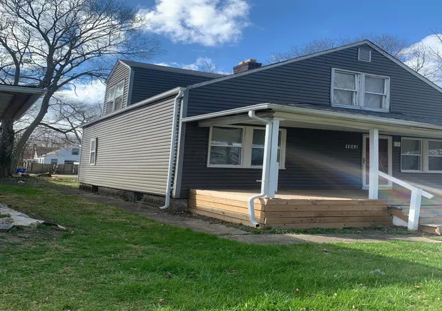 Photo 2 of Single family home for sale at 1043 Seymour Ave, Columbus, OH 43206 | MLS# 226031497 | Listing updated on 2026-09-09