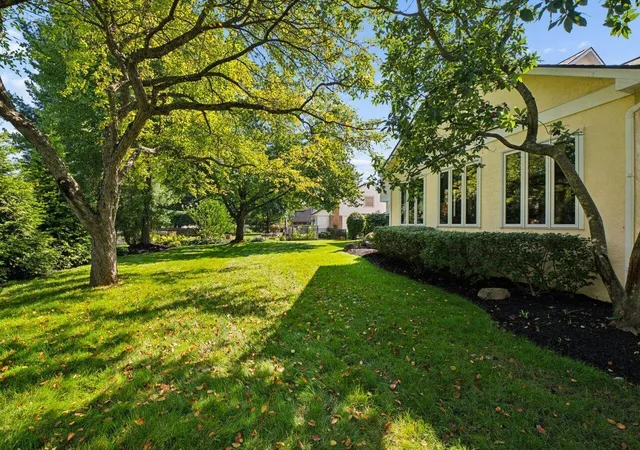 38th image of 730 Southbluff Dr, Westerville, OH 43082 | MLS# 226032064
