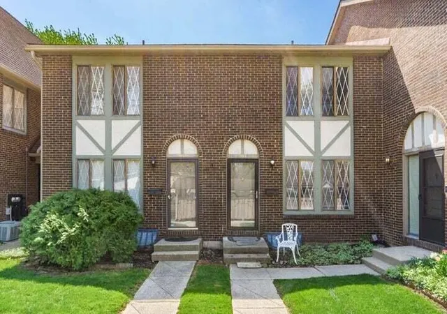 1st image of 5417 E Valley Ln E, Columbus, OH 43231 | MLS# 226031516