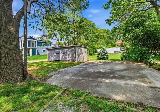 Photo 4 of Single family home for sale at 176 Lake St, Delaware, OH 43015 | MLS# 226031708 | Listing updated on 2026-09-25