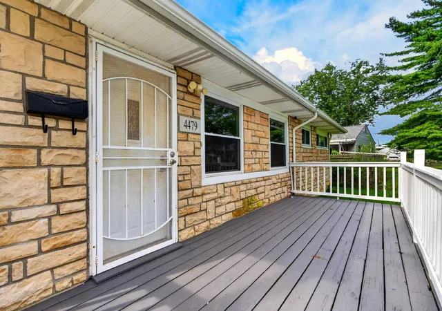 4th image of 4479 Amesbury Rd, Columbus, OH 43227 | MLS# 226031582