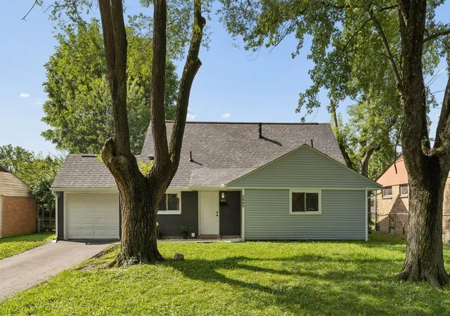 2nd image of 3805 Gilroy Rd, Columbus, OH 43227 | MLS# 226031538