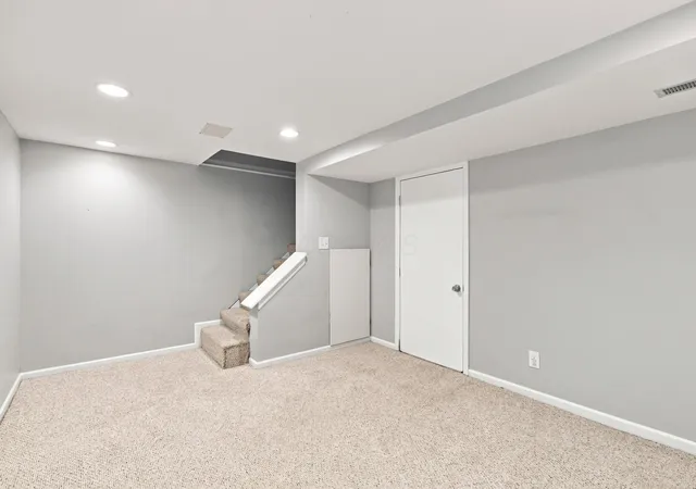 2nd image of 2568 Scioto Vw Ln, Columbus, OH 43221