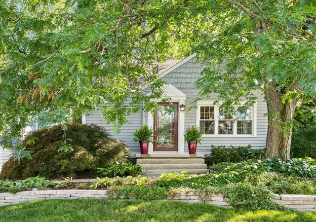 2nd image of 319 E Washington Ave, Marion, OH 43302 | MLS# 226031914