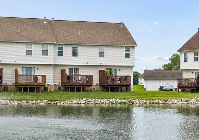 40th image of 1080 Shady Lake Dr, Columbus, OH 43228 | MLS# 226031579