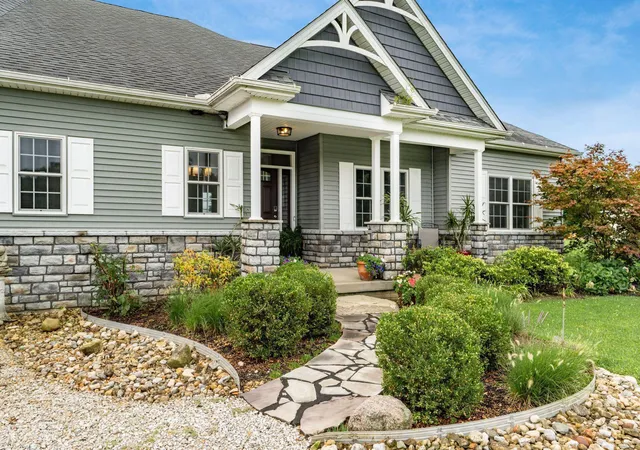 2nd image of 6091 Blacklick Eastern Rd Nw, Pickerington, OH 43147 | MLS# 226031603