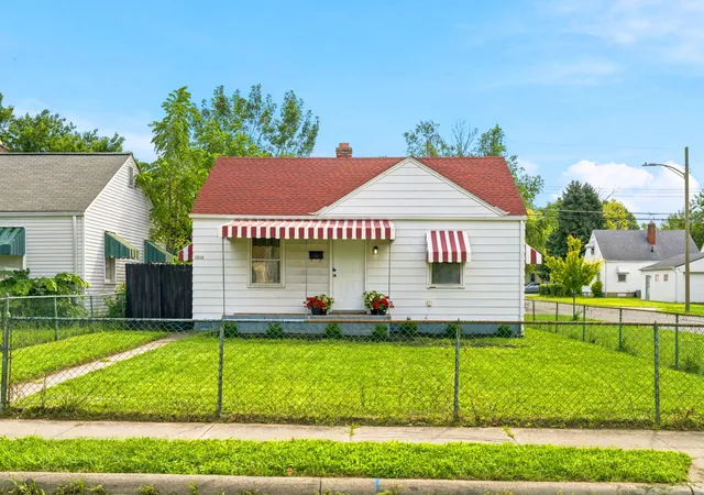 2nd image of 2230 Atwood Ter, Columbus, OH 43211 | MLS# 226031581