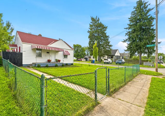 3rd image of 2230 Atwood Ter, Columbus, OH 43211 | MLS# 226031581
