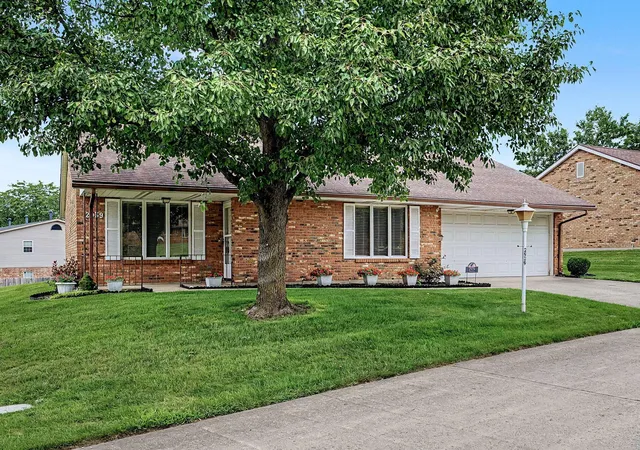 2nd image of 2939 Avery Cir, Springfield, OH 45503 | MLS# 226031640