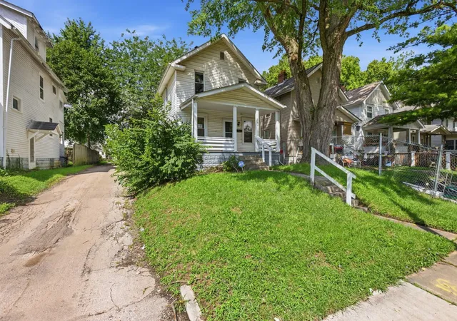 2nd image of 339 Wrexham Ave, Columbus, OH 43223 | MLS# 226031943