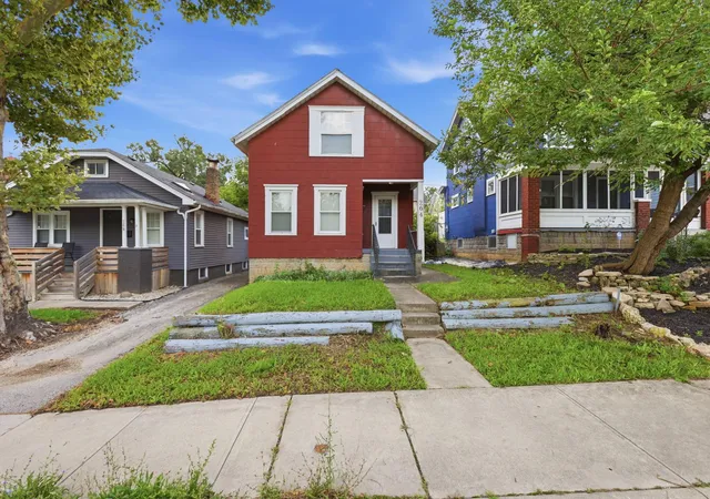 1st image of 264 N Eureka Ave, Columbus, OH 43204 | MLS# 226031938