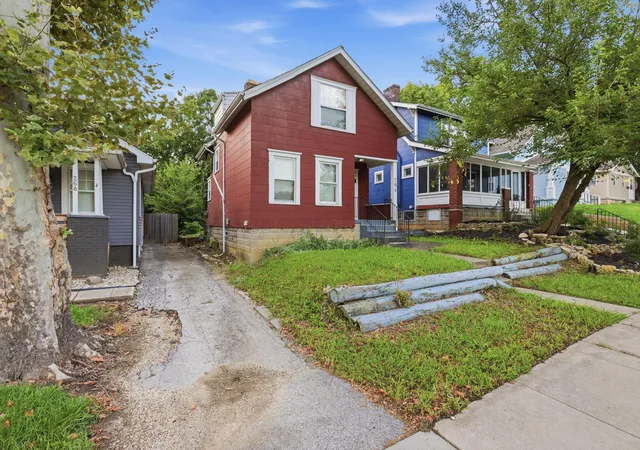 2nd image of 264 N Eureka Ave, Columbus, OH 43204 | MLS# 226031938