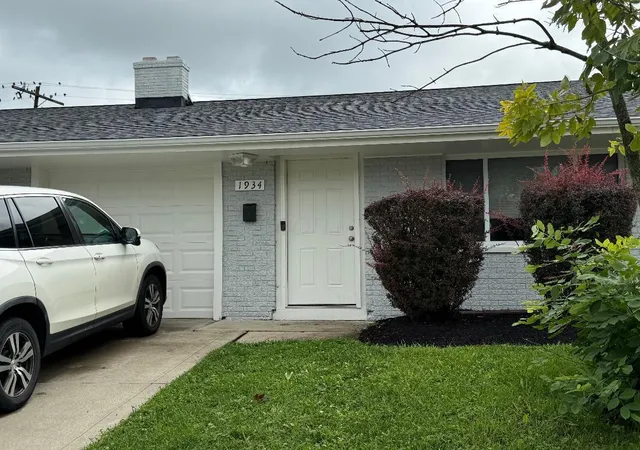 2nd image of 1928 34 Redwood Ct, Reynoldsburg, OH 43068 | MLS# 226031807