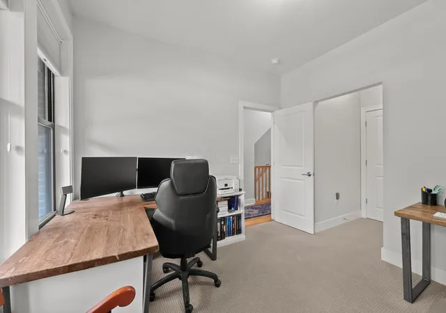 image of 1073 Harrison Park Pl, Columbus, OH 43201 | MLS# 226031606