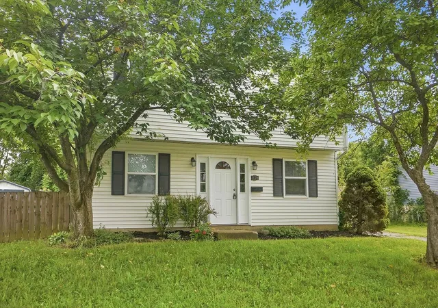 Photo 2 of Sale Pending at 5439 Argo Ln, Columbus, OH 43232 | MLS# 226032056 | Listing updated on 2026-09-05