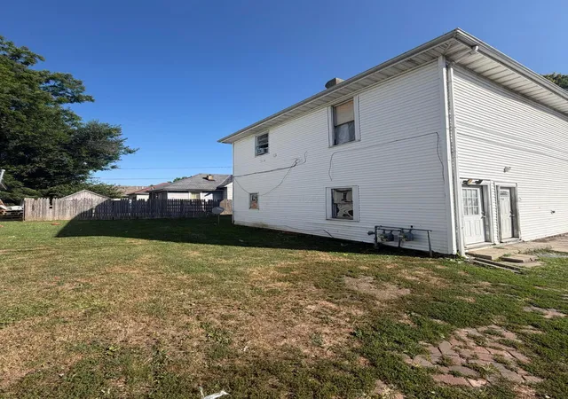 Photo 3 of Multi family home for sale at 733 S Main St, Washington Court House, OH 43160 | MLS# 226031627 | Listing updated on 2026-08-20