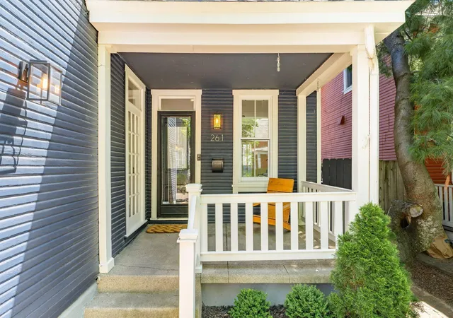3rd image of 261 Lansing St, Columbus, OH 43206 | MLS# 226031633