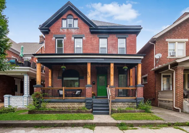 1st image of 344 E Whittier St, Columbus, OH 43206 | MLS# 226031736