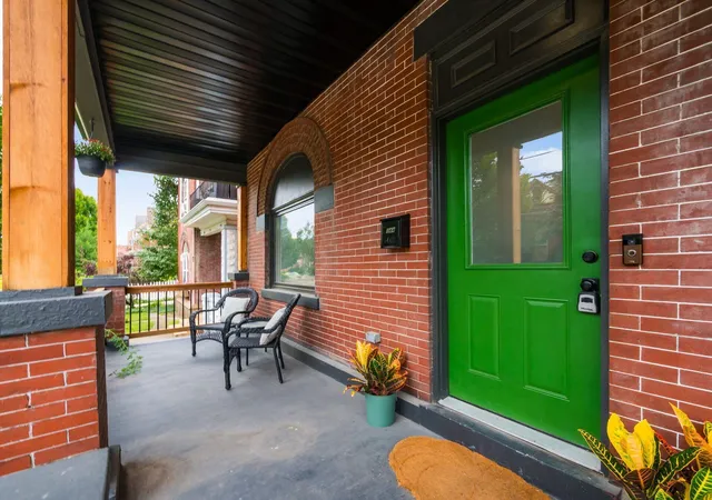 Photo 4 of Single family home for sale at 344 E Whittier St, Columbus, OH 43206 | MLS# 226031736 | Listing updated on 2026-09-27
