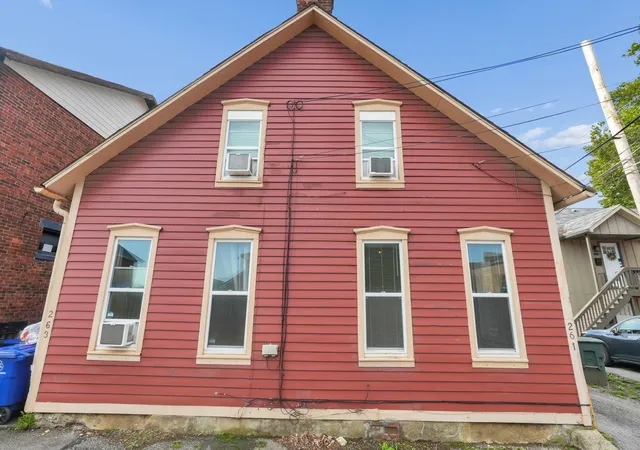 Photo 3 of Multi family home for sale at 261 E Blenkner St, Columbus, OH 43206 | MLS# 226032178 | Listing updated on 2026-08-27