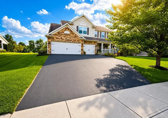 Photo 1 of Single family home for sale at 3200 Marcliff Dr, Lewis Center, OH 43035 | MLS# 226032092 | Listing updated on 2026-09-21