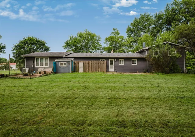 Photo 3 of Single family home for sale at 3675 Mink St SW, Pataskala, OH 43062 | MLS# 226031786 | Listing updated on 2026-09-21