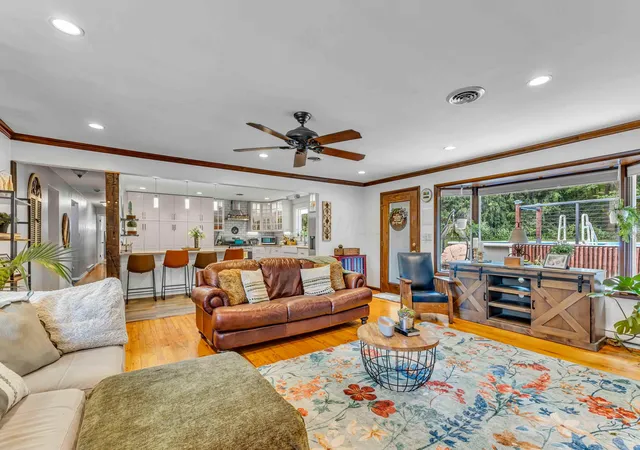 Photo 3 of Single family home for sale at 2720 Stafford Dr, Mansfield, OH 44904 | MLS# 226031675 | Listing updated on 2026-09-20