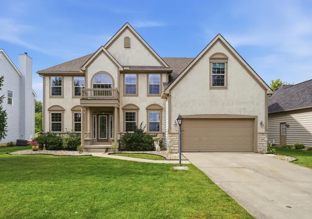 Photo 1 of Single family home for sale at 442 Trail W, Pataskala, OH 43062 | MLS# 226031685 | Listing updated on 2026-08-30