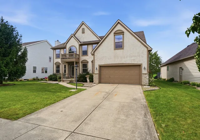 Photo 2 of Single family home for sale at 442 Trail W, Pataskala, OH 43062 | MLS# 226031685 | Listing updated on 2026-08-30
