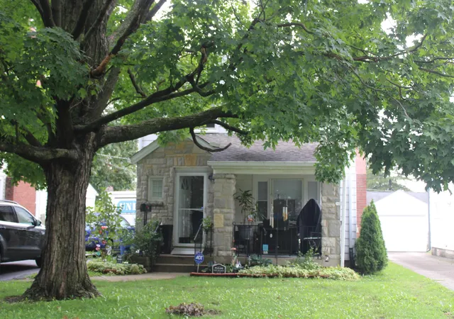 1st image of 626 Salisbury Rd, Columbus, OH 43204 | MLS# 226031712