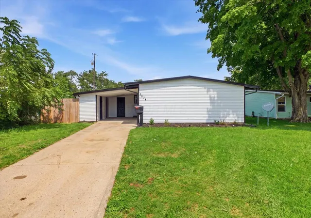 2nd image of 3574 Briggs Rd, Columbus, OH 43204 | MLS# 226031718