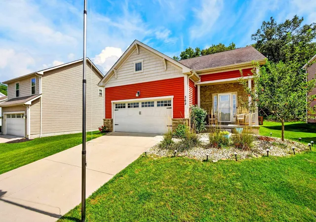 Photo 3 of Single family home for sale at 362 S Market St, Lithopolis, OH 43136 | MLS# 226031960 | Listing updated on 2026-09-16