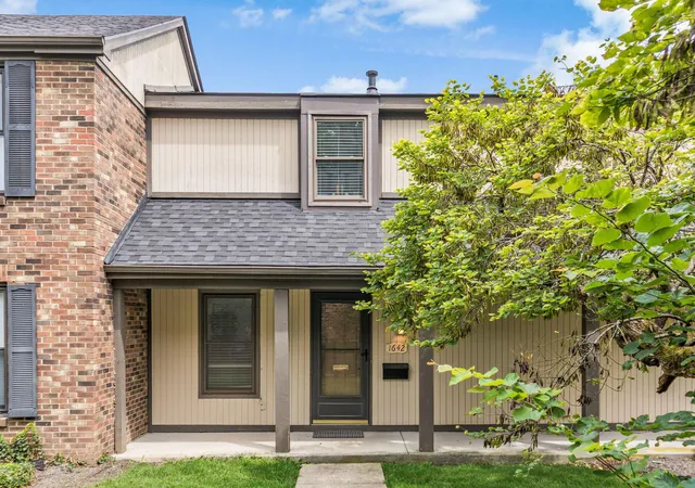 1st image of 1642 Cindy Ct #1642, Columbus, OH 43232 | MLS# 226031774
