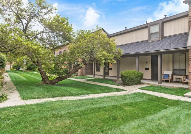 image of 1642 Cindy Ct, Columbus, OH 43232
