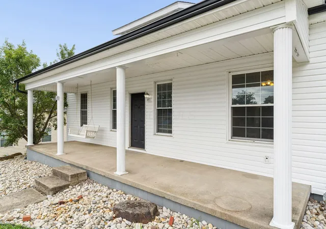 Photo 2 of Single family home for sale at 29 S West St, Thornville, OH 43076 | MLS# 226031775 | Listing updated on 2026-09-24