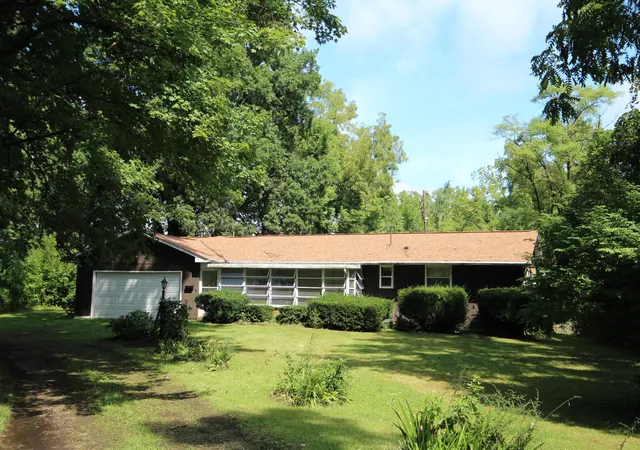 image of 5726 Refugee Rd Nw, Baltimore, OH 43105 | MLS# 226031772
