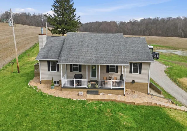 1st image of 4190 Township Road 143 Ne, Somerset, OH 43783 | MLS# 226031767