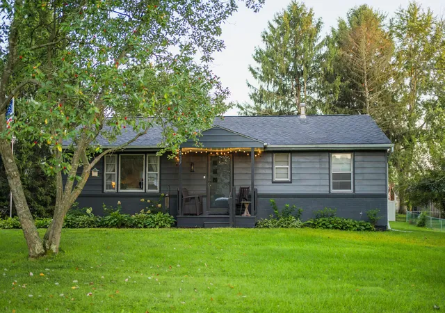 1st image of 137 International Dr, Pataskala, OH 43062 | MLS# 226032028