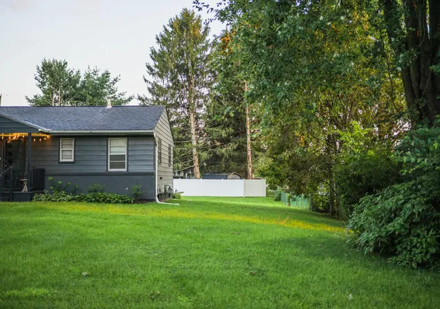 Photo 3 of Single family home for sale at 137 International Dr, Pataskala, OH 43062 | MLS# 226032028 | Listing updated on 2026-10-09