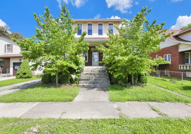 2nd image of 874 E Main Pkwy, Newark, OH 43055 | MLS# 226031835