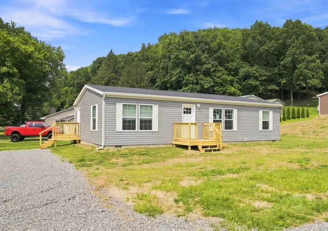 Photo 1 of Single family home for sale at 18426 Laurel St, Laurelville, OH 43135 | MLS# 226031840 | Listing updated on 2026-09-02