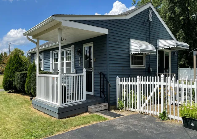 Photo 2 of Sale Pending at 2472 Home Rd, Grove City, OH 43123 | MLS# 226031886 | Listing updated on 2026-09-01