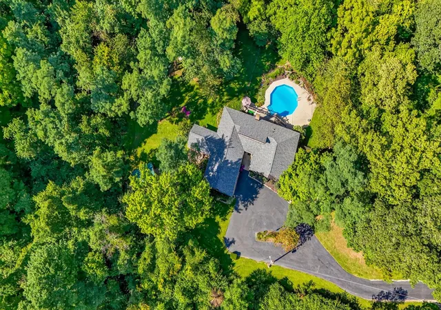 3rd image of 3545 Cedar Hill Rd Nw, Canal Winchester, OH 43110 | MLS# 226031915
