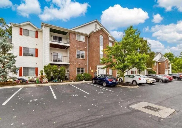 1st image of 3115 Heron Pointe #201, Columbus, OH 43231 | MLS# 226031972