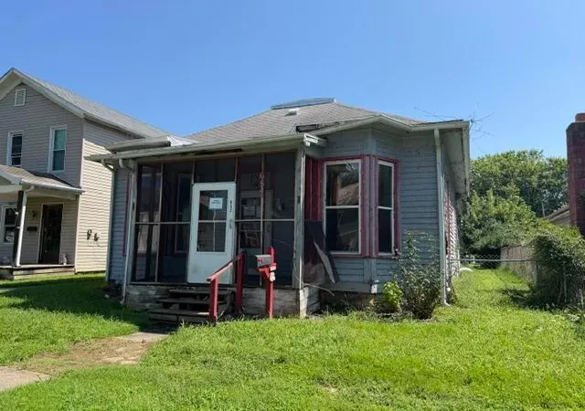 1st image of 652 Moxahala Ave, Zanesville, OH 43701 | MLS# 226031917