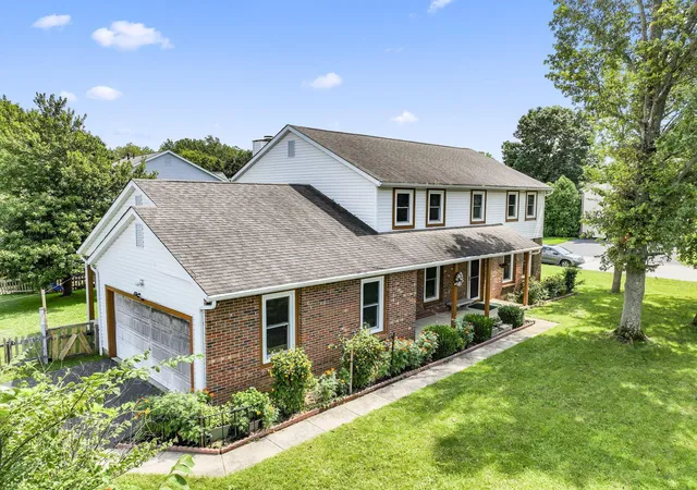 1st image of 410 White Path St, Pataskala, OH 43062 | MLS# 226031945